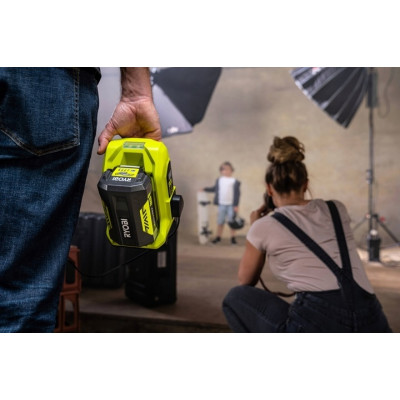 Інвертор напруги акумуляторний Ryobi Max Power RY36BI300A-0 36В 300/500Вт розетка 1х220В роз'єм 1хUSB 1хType-C 0.85кг без АКБ та ЗП (5133004893) Інвертор напруги акумуляторний Ryobi Max Power RY36BI300A-0 36В 300/500Вт розетка 1х220В роз'єм 1хUSB 1хType-C 0.85кг без АКБ та ЗП (5133004893)