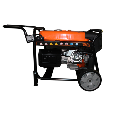 Генераторная установка DK7500-L-3 7,5кВт(макс)/7,0кВт(ном), 380V бенз., АВР встроено Генераторная установка DK7500-L-3 7,5кВт(макс)/7,0кВт(ном), 380V бенз., АВР встроено