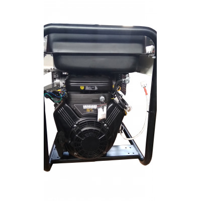 генераторная установка FV15000TRE макс. мощ. 3ф-14,5кВА/1ф-7,0кВт, двигатель B&S, бак 45л, эл.старт генераторная установка FV15000TRE макс. мощ. 3ф-14,5кВА/1ф-7,0кВт, двигатель B&S, бак 45л, эл.старт