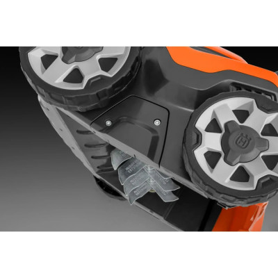 Скарифікатор акумуляторний Husqvarna S138i (АКБ + ЗП) (9679222-03)