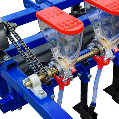 Сеялка овощная тракторная СТП-8