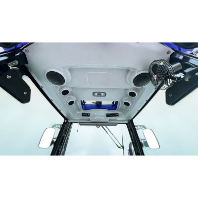 Трактор KENTAVR 404SCU с пластиковыми органайзерами